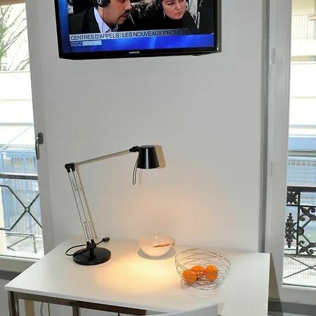 And De La Marne 3*